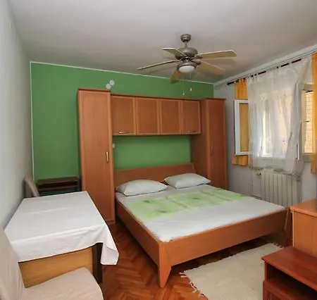 Apartment Fanica Jezera